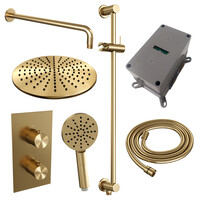 Brauer Brauer Gold Carving Regendoucheset: Thermostatische Inbouwkraan met 3-Weg Omstel, Gebogen Wandarm, Douchekop 30cm, Glijstang met Wateruitlaat, 3-Standen Handdouche & Doucheslang - Set 46 - Geribbeld Draaiknoppen - PVD - Geborsteld Goud