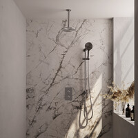 Brauer Brauer Brushed Carving Regendoucheset: Thermostatische Inbouwkraan met 3-Weg Omstel, Plafondarm, Douchekop 20cm, Glijstang met Wateruitlaat, 3-Standen Handdouche & Doucheslang - Set 47 - Geribbeld Draaiknoppen - PVD - Geborsteld RVS