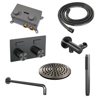 Brauer Brauer Gunmetal Carving Regendoucheset: Thermostatische Inbouwkraan met Drukknoppen, Gebogen Wandarm, Douchekop 20cm, Wandhouder met Wateruitlaat, Staafhanddouche & Doucheslang - Set 51 - Geribbeld Draaiknoppen - PVD - Geborsteld Gunmetal