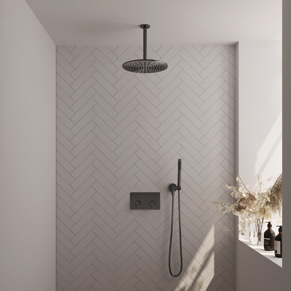 Brauer Brauer Gunmetal Carving Regendoucheset: Thermostatische Inbouwkraan met Drukknoppen, Plafondarm, Douchekop 30cm, Wandhouder met Wateruitlaat, Staafhanddouche & Doucheslang - Set 54 - Geribbeld Draaiknoppen - PVD - Geborsteld Gunmetal