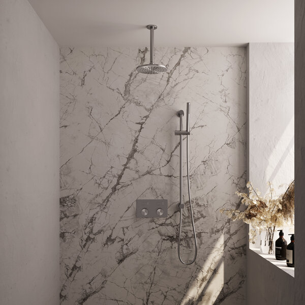 Brauer Brauer Brushed Carving Regendoucheset: Thermostatische Inbouwkraan met Drukknoppen, Plafondarm, Douchekop 20cm, Glijstang met Wateruitlaat, Staafhanddouche & Doucheslang - Set 65 - Geribbeld Draaiknoppen - PVD - Geborsteld RVS