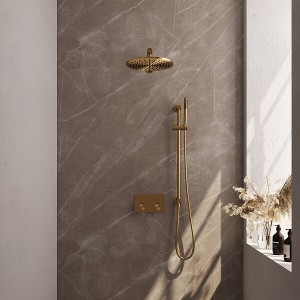Brauer Brauer Gold Carving Regendoucheset: Thermostatische Inbouwkraan met Drukknoppen, Rechte Wandarm, Douchekop 30cm, Glijstang met Wateruitlaat, Staafhanddouche & Doucheslang - Set 62 - Geribbeld Draaiknoppen - PVD - Geborsteld Goud