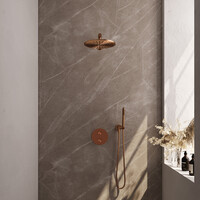 Brauer Brauer Copper Edition Regendoucheset: Thermostatische Inbouwkraan met 3-Weg Omstel, Rechte Wandarm, Douchekop 30cm, Wandaansluitbocht, Staafhanddouche & Doucheslang - Set 74 - Draaiknoppen - Geborsteld Koper