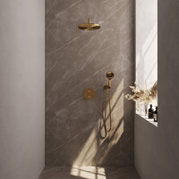 Brauer Brauer Gold Edition Regendoucheset: Thermostatische Inbouwkraan met 3-Weg Omstel, Gebogen Wandarm, Douchekop 30cm, Wandaansluitbocht, 3-Standen Handdouche & Doucheslang - Set 82 - Draaiknoppen - Geborsteld Goud