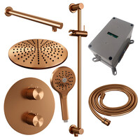 Brauer Brauer Copper Carving Regendoucheset: Thermostatische Inbouwkraan met 3-Weg Omstel, Rechte Wandarm, Douchekop Ø30cm, Geintegreerde Glijstang, 3-Standen Handdouche & Doucheslang - Set 92 - Draaiknoppen - Geborsteld Koper