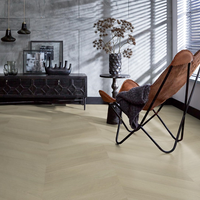 Floorlife Floorlife YUP Fulham Chevron Plak PVC Hongaarse Punt - Smoky