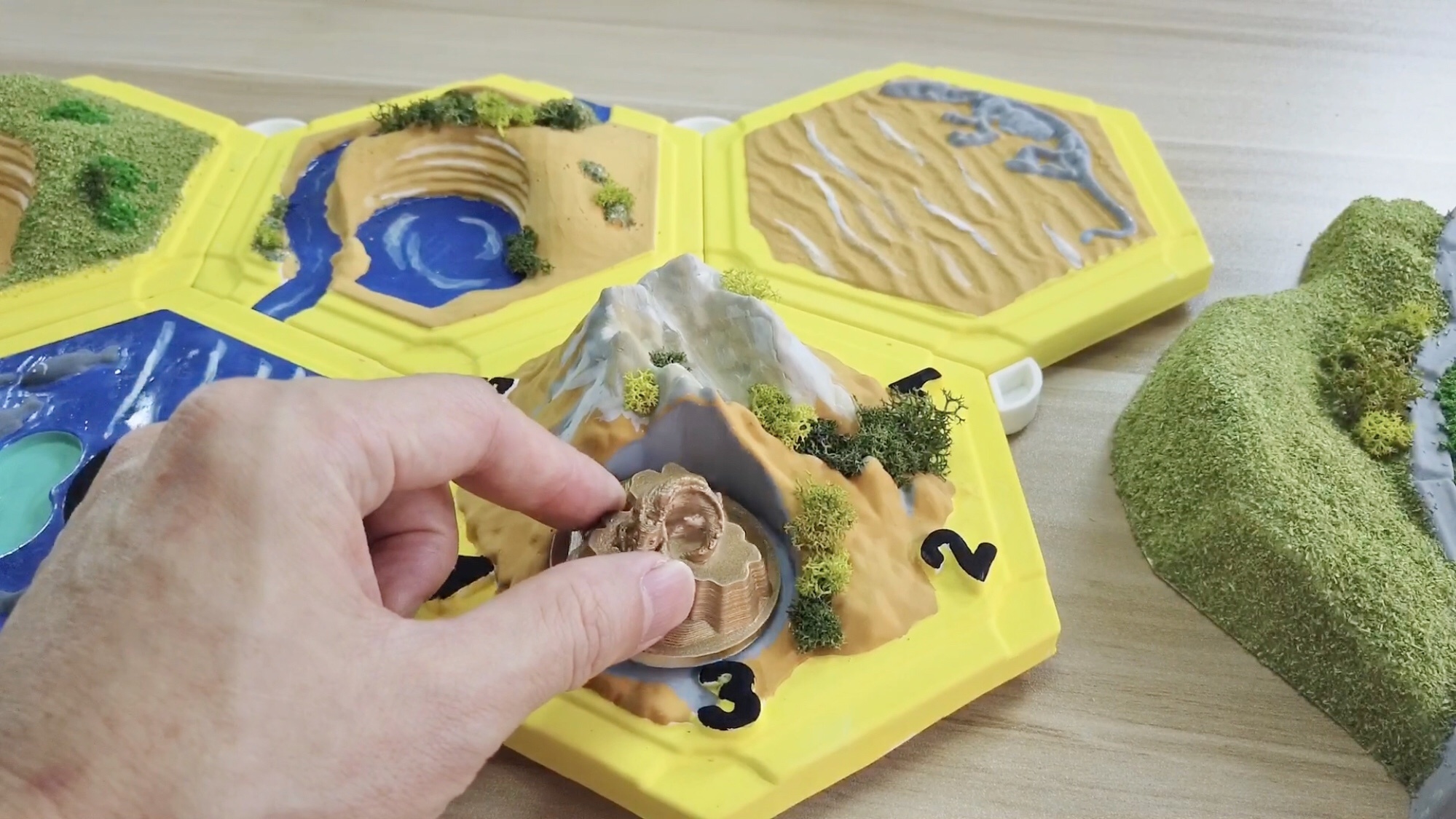 FORMART Demonstration - Making 3D Catan Island