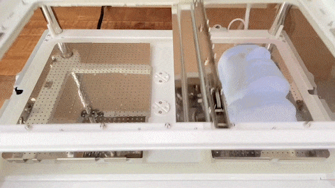 Various shapes being thermorformed on a MY YARD vacuum forming machine