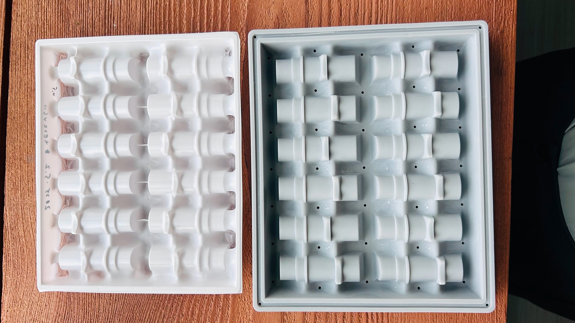 Fourth version of the design, using a negative mould