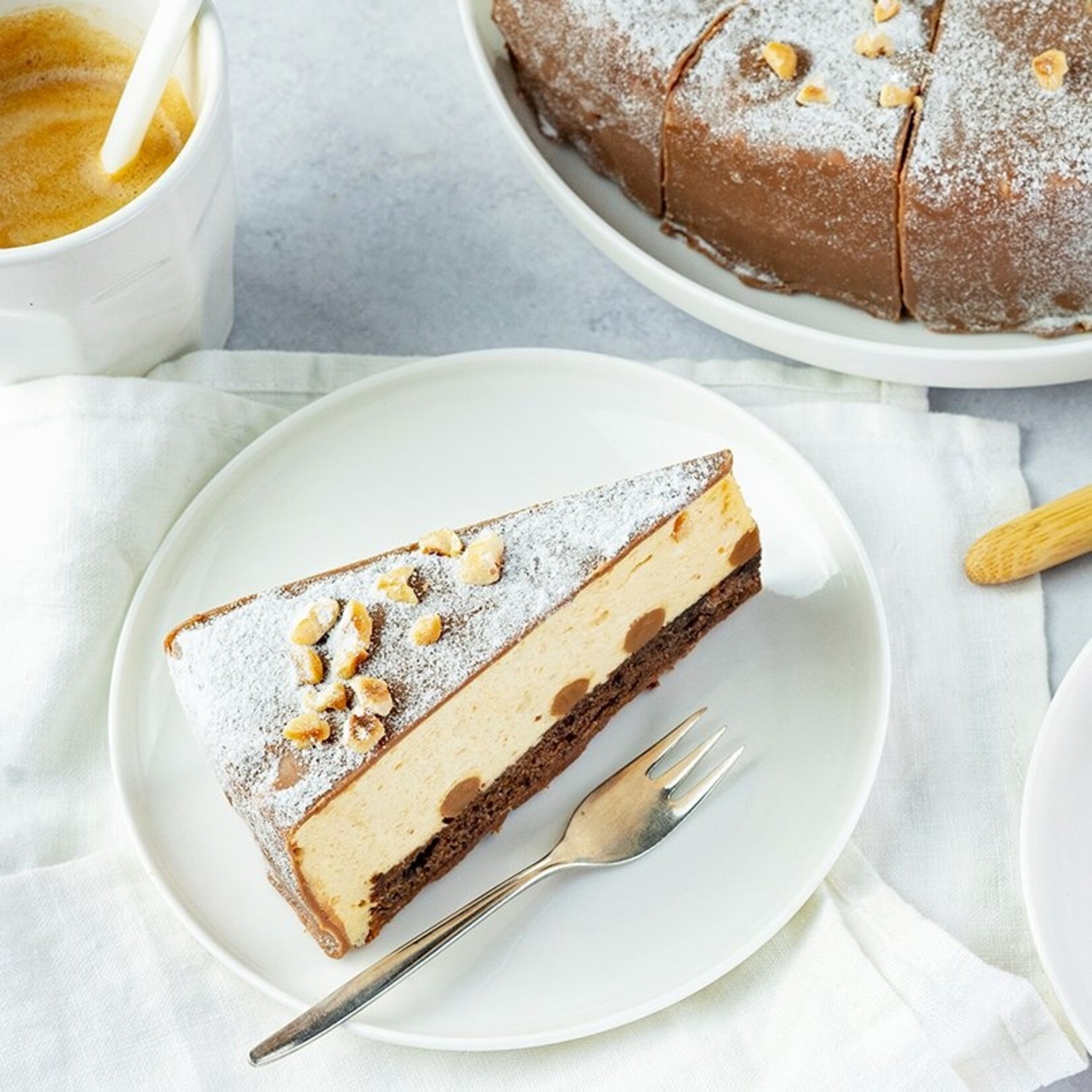 Hazelnoot karamel taart (bevroren)