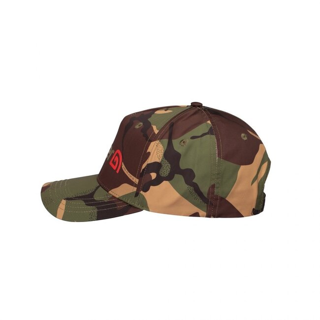 trakker camo water resistant cap