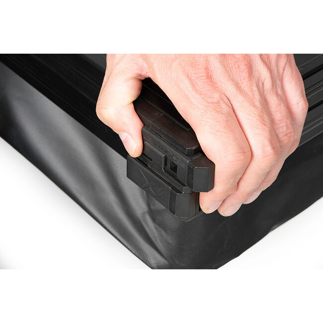 matrix pro feeder tray included 2 legs