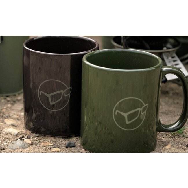 korda mug (glasses logo)