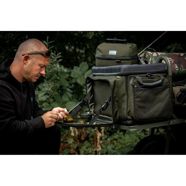 aqua front barrow bag