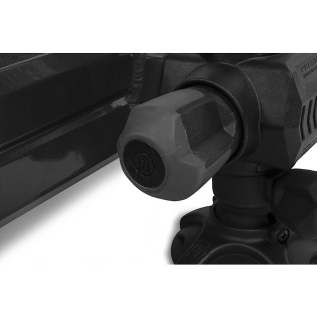 preston absolute station white