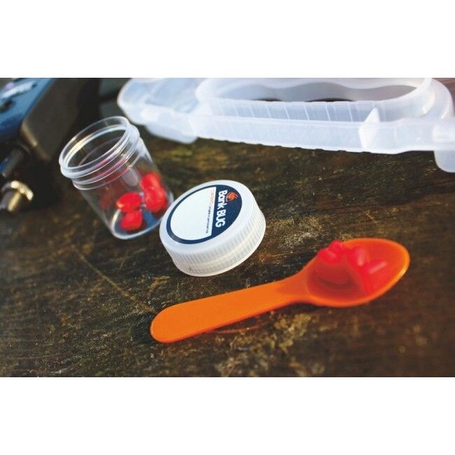 bank bug artificial bait case