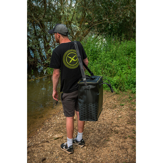 matrix ethos large eva net bag
