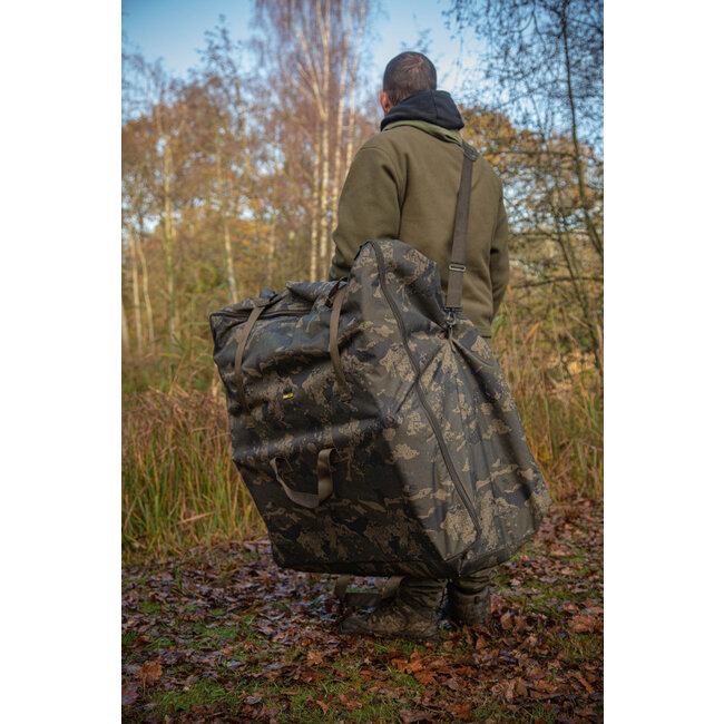 solar tackle undercover camo bedchair bag