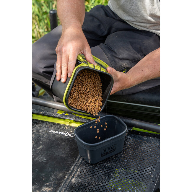 matrix small case 140