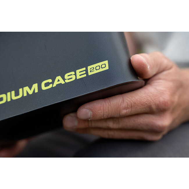 matrix medium case 200