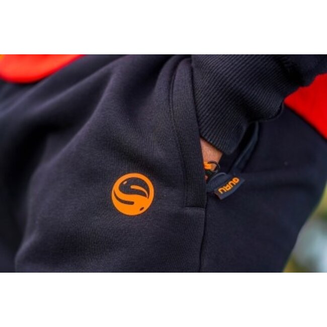 guru black joggers model 2024