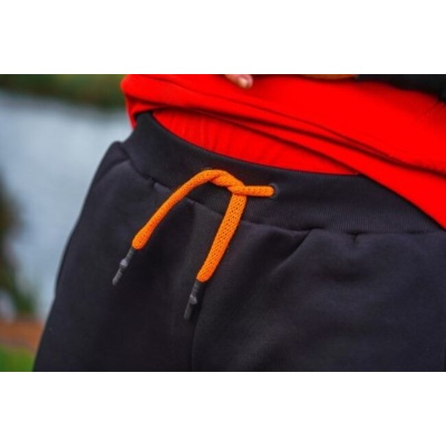 guru black joggers model 2024