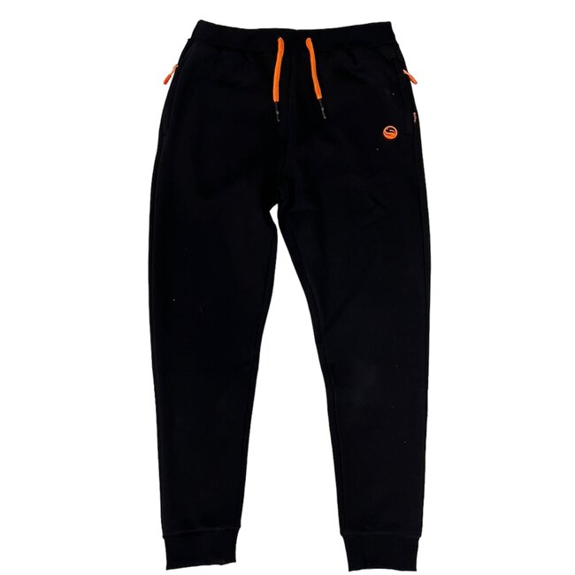 guru black joggers model 2024