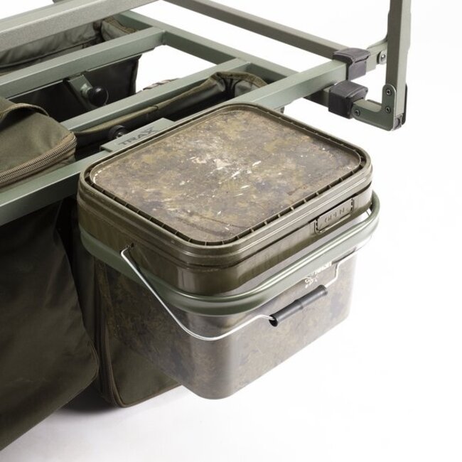 nash barrow bucket outrigger