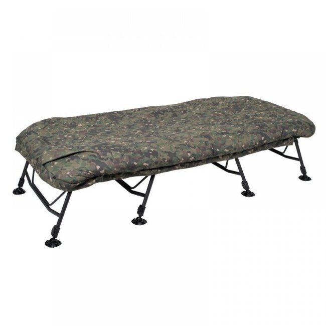 trakker rlx 8 wide camo bed system