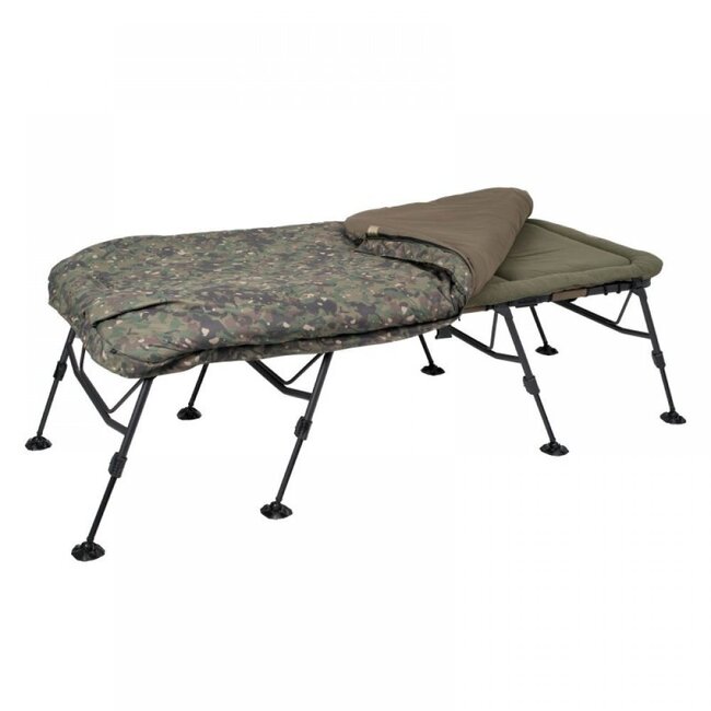 trakker rlx 8 wide camo bed system