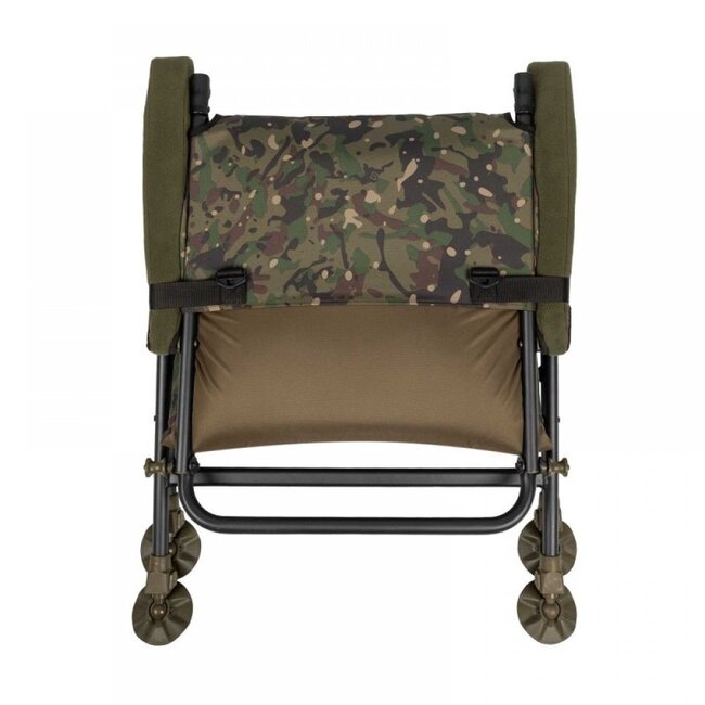 trakker levelite longback recliner camo