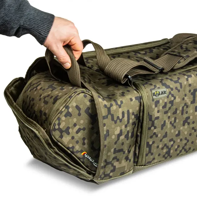 solar tackle sp c-tech travel bag
