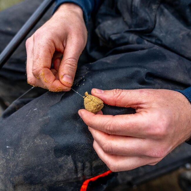 mainline pellet paste