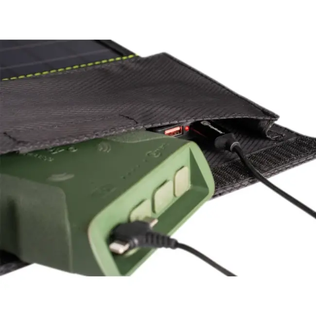 ridgemonkey vault qc3.0 usb-a 21watt solar panel