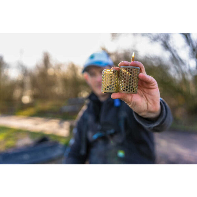 preston ics bait feeder