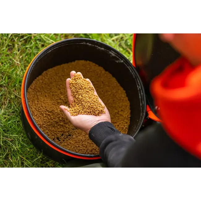 guru fusion bucket bait pro 10 liter