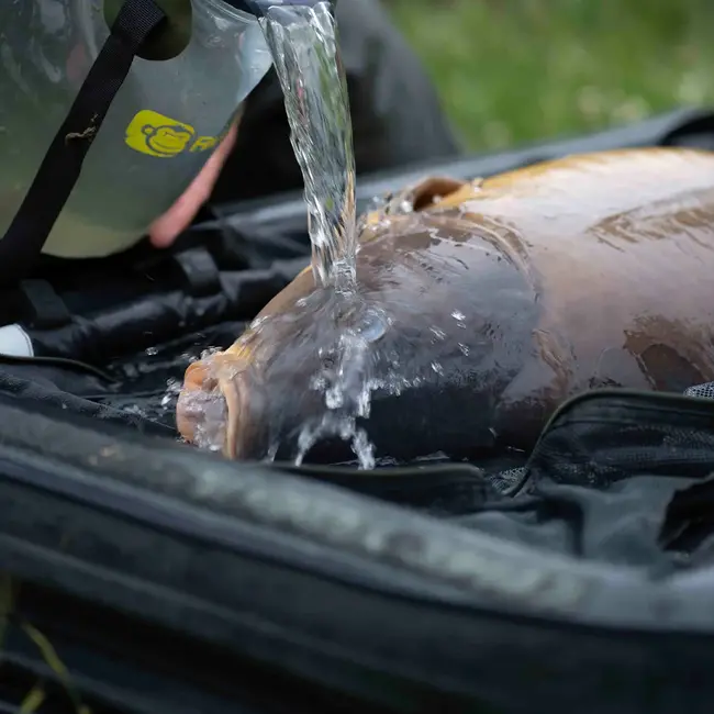 ridgemonkey procare inflatable unhooking mat