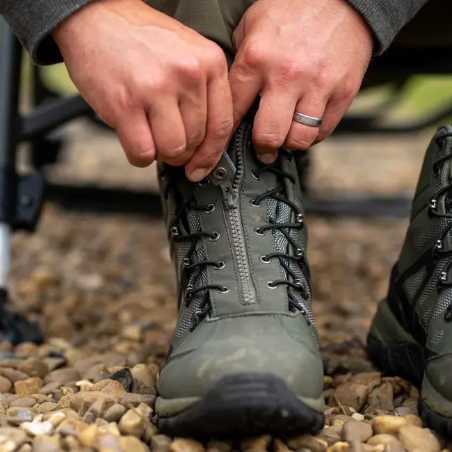 ridgemonkey apearel quickzip all-weather boots