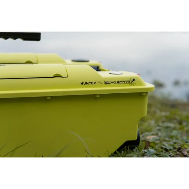 ridgemonkey hunter 750 hi-viz bait boat model 2025