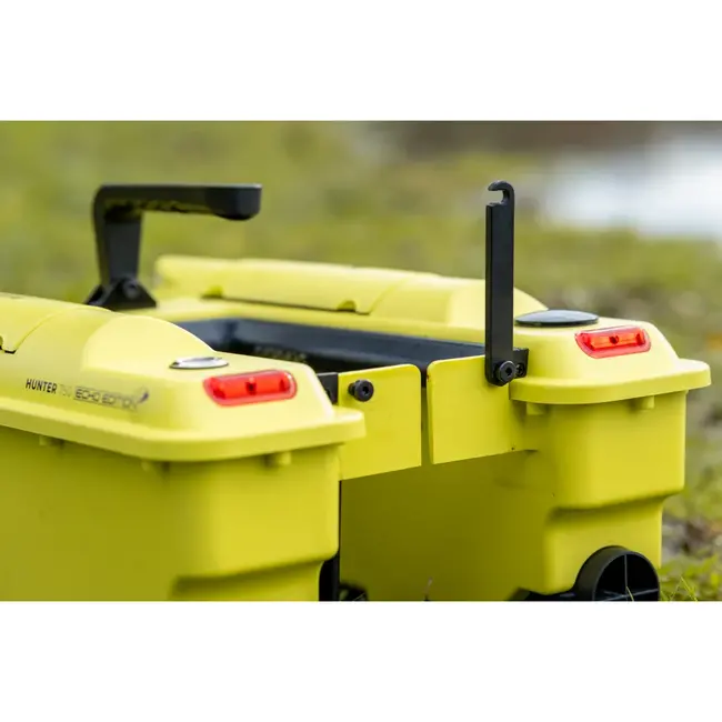ridgemonkey hunter 750 hi-viz bait boat model 2025