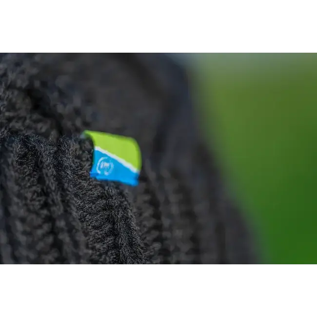 preston knitted bobble