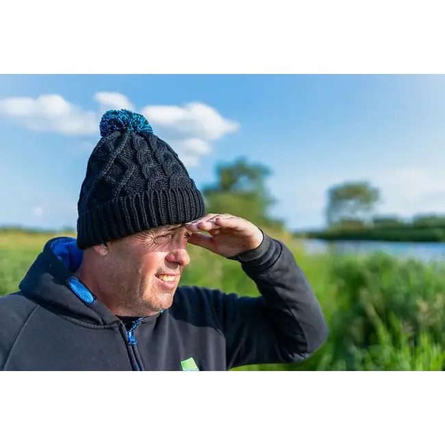 preston knitted bobble