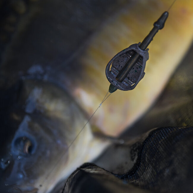 cresta accelerate easy fill feeders