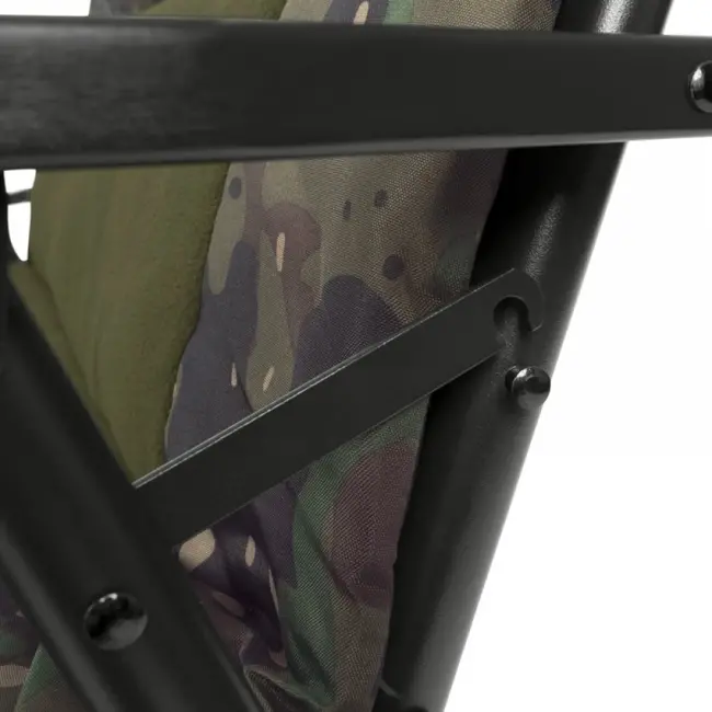 trakker rlx bench chair