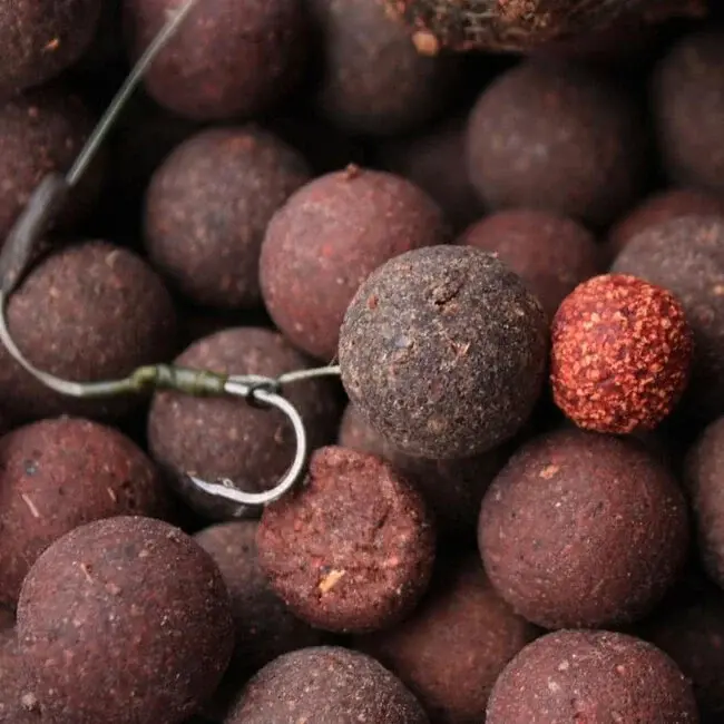 Mainline iso fish hard hookers - bottom baits