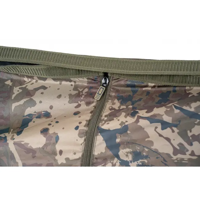 nash subterfuge waterproof bedchair bag