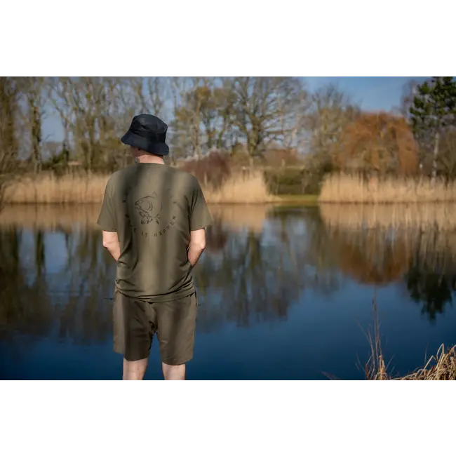 nash make it happen carp logo t-shirt green