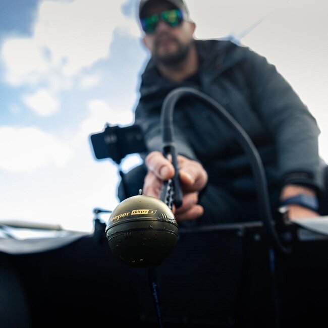deeper chirp+ 3 smart solar 3 beam fish finder