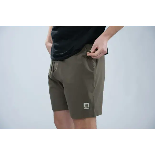 nash make it happen badge shorts green