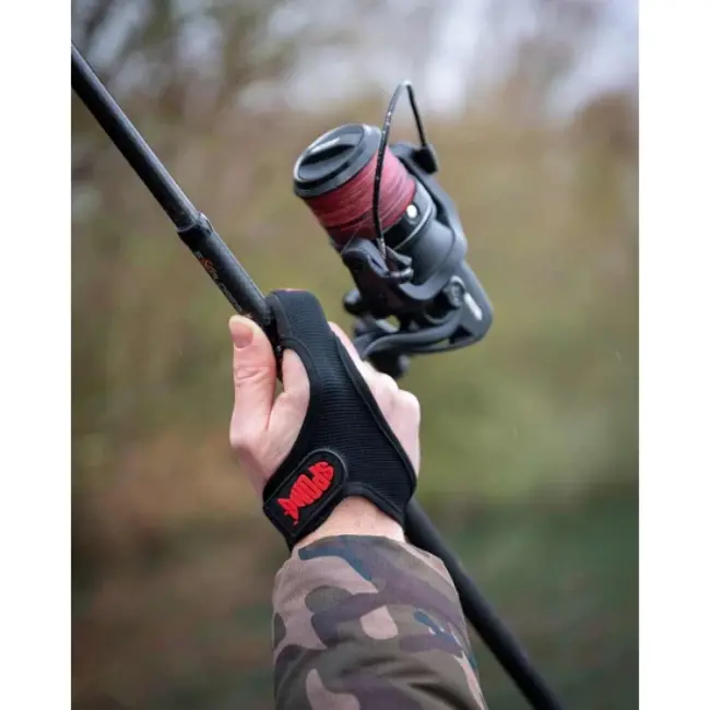 spomb casting finger stall